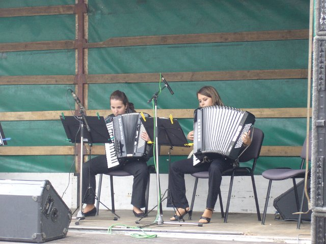 Akordeonový koncert na česnekových slavnostech v Rosicích 21.9.2013