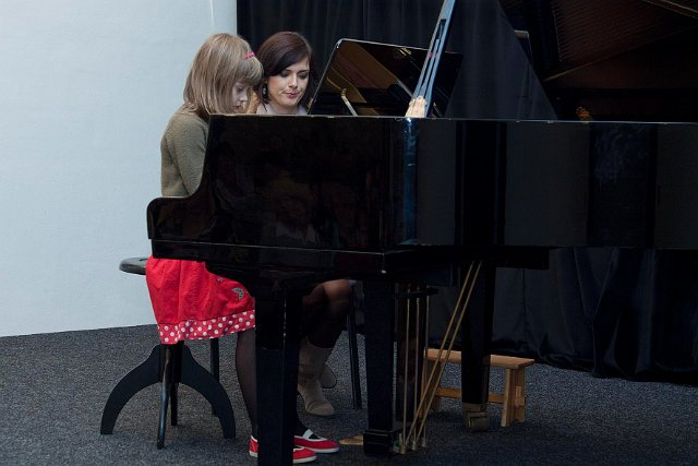 Žákovský koncert v sále ZKC Rosice 14.11.2014