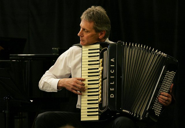 Slavnostní koncert k 60. výročí založení školy v ZKC Rosice 28.3.2014