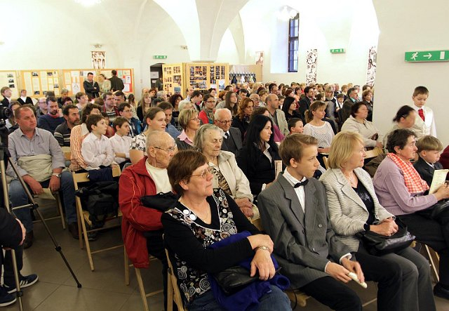 Slavnostní koncert k 60. výročí založení školy v ZKC Rosice 28.3.2014