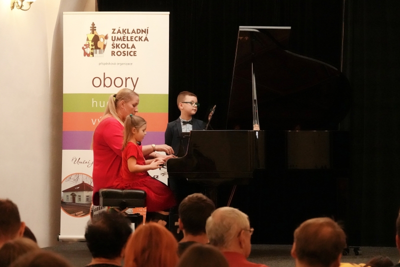Žákovský koncert Rosice 24. 11. 2023 (HO, VO)