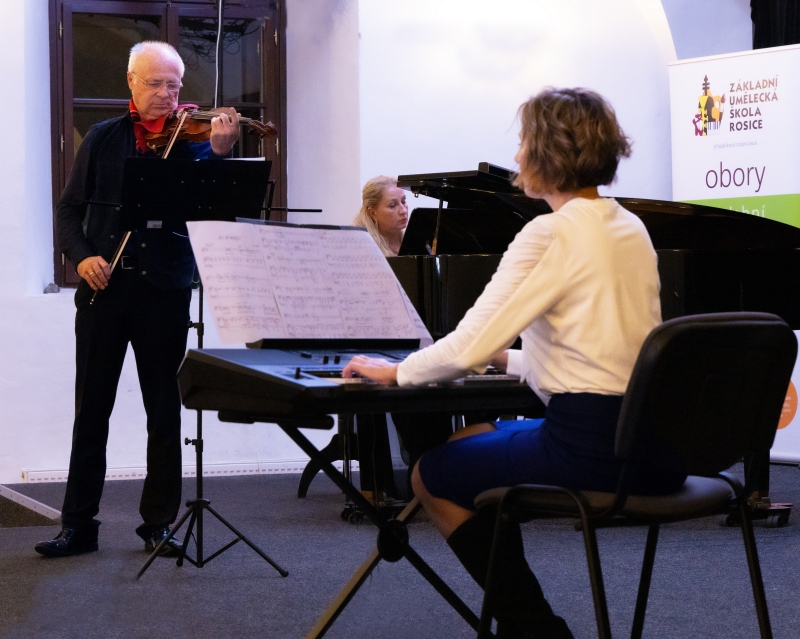 Učitelský koncert Rosice 25. 10. 2024 (HO)