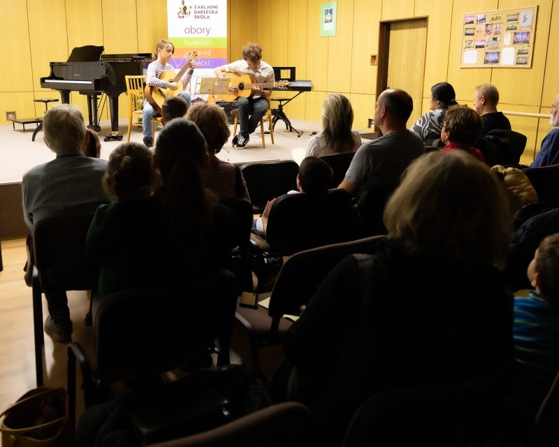 Žákovský koncert a výstava Zastávka 21. 11. 2024 (HO, VO)