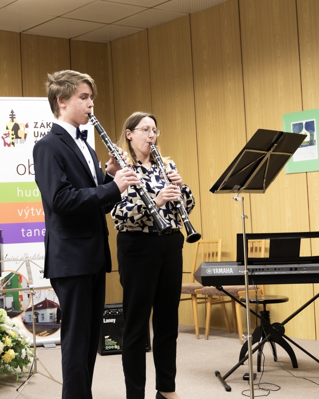 Žákovský koncert a výstava Zastávka 21. 11. 2024 (HO, VO)