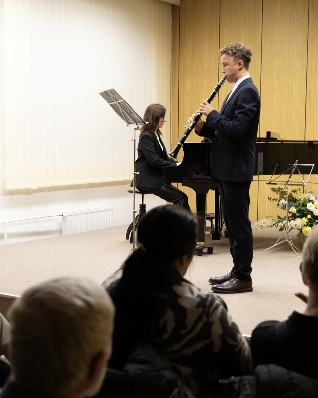 Žákovský koncert a výstava Zastávka 21. 11. 2024 (HO, VO)
