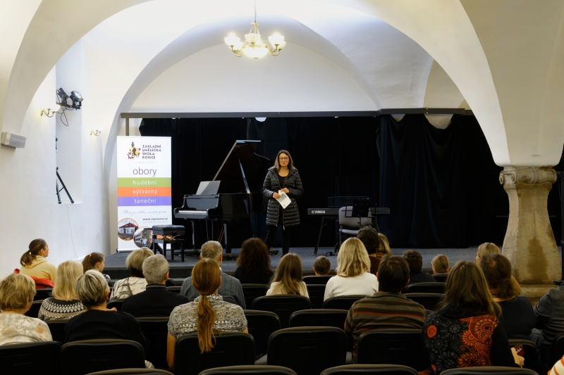 Žákovský koncert a výstava Rosice 22. 11. 2024 (HO, VO)
