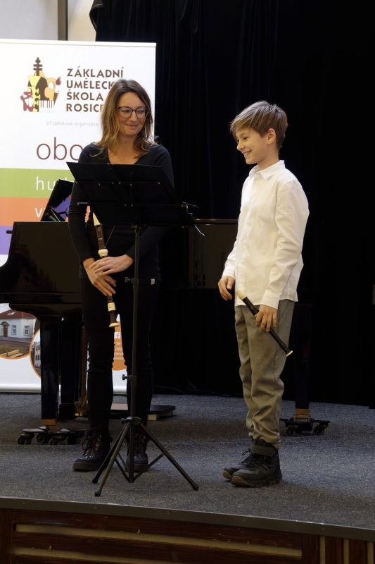 Žákovský koncert a výstava Rosice 22. 11. 2024 (HO, VO)