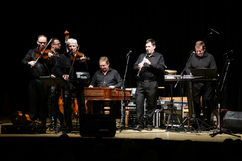 Koncert pěveckého sboru Anmaro s Hradišťanem a Jiřím Pavlicou, Rosice KD Cristal 9. 12. 2024 (HO)