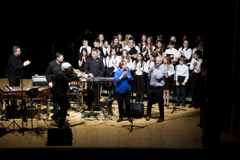 Koncert pěveckého sboru Anmaro s Hradišťanem a Jiřím Pavlicou, Rosice KD Cristal 9. 12. 2024 (HO)