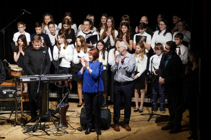 Koncert pěveckého sboru Anmaro s Hradišťanem a Jiřím Pavlicou, Rosice KD Cristal 9. 12. 2024 (HO)