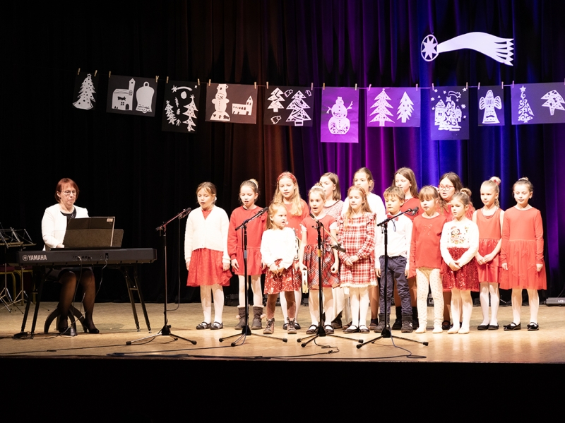 Vánoční koncert a výstava Rosice 13. 12. 2024 (HO, VO, TO)