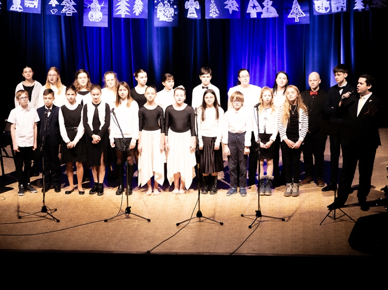 Vánoční koncert a výstava Rosice 13. 12. 2024 (HO, VO, TO)