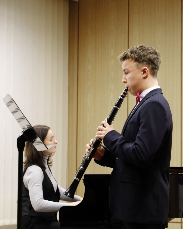 Žákovský koncert s výstavou Zastávka 6. 2. 2025 (HO, VO)