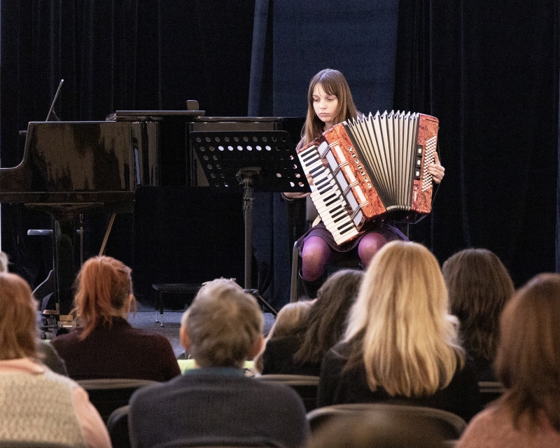 Žákovský koncert s výstavou Rosice 28. 2. 2025 (HO, VO)