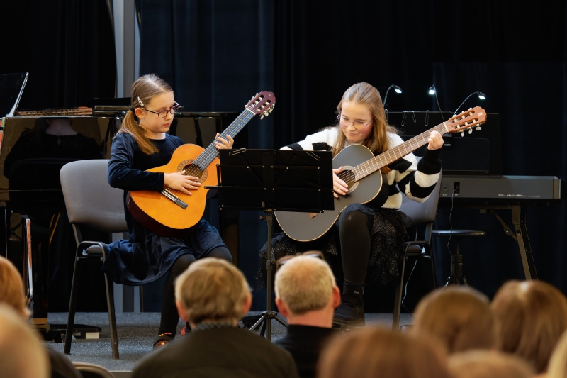 Žákovský koncert a výstava Rosice 7. 11. 2025 (HO, VO)