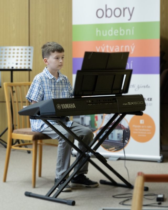 Žákovský koncert a výstava Zastávka 5. 3. 2026 (HO, VO)