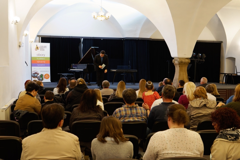 Žákovský koncert a výstava Rosice 20. 03. 2026 (HO, VO)